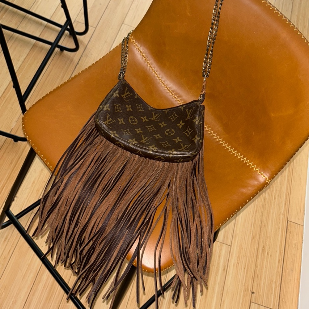 Louis Vuitton Pochette Accessories - Western Style 👢